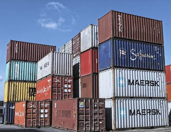 02749ebfee784bb03a9543794ee59bc9.Shipping-Containers