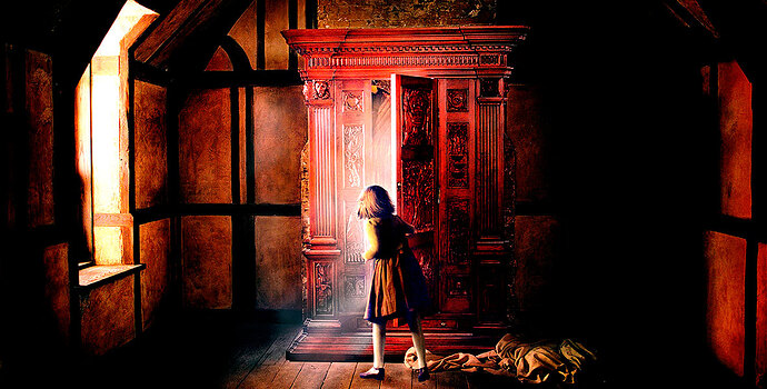 DEC07-lion-witch-wardrobe-TDID1180x600